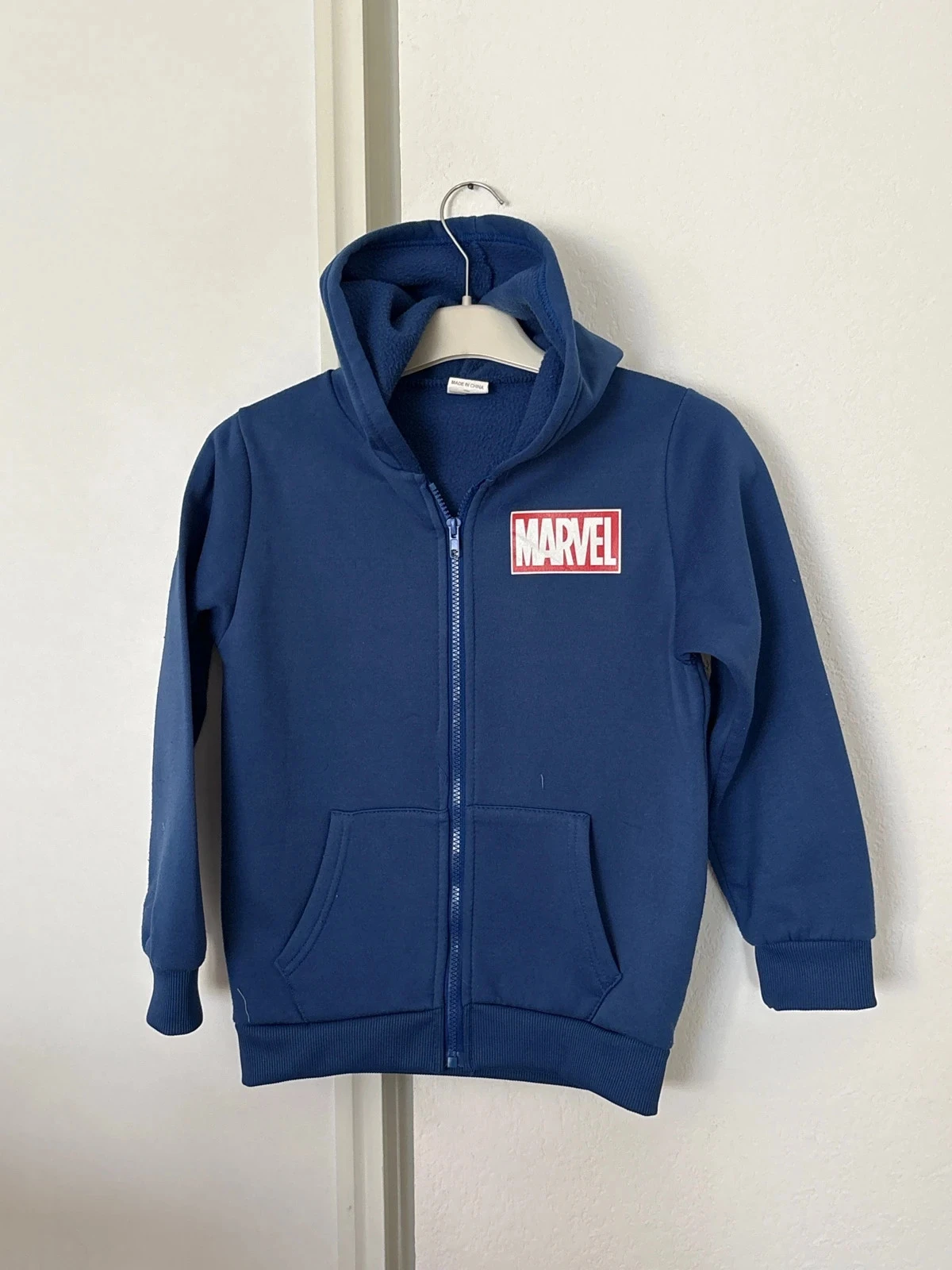 Veste bleu Marvel 8 ans